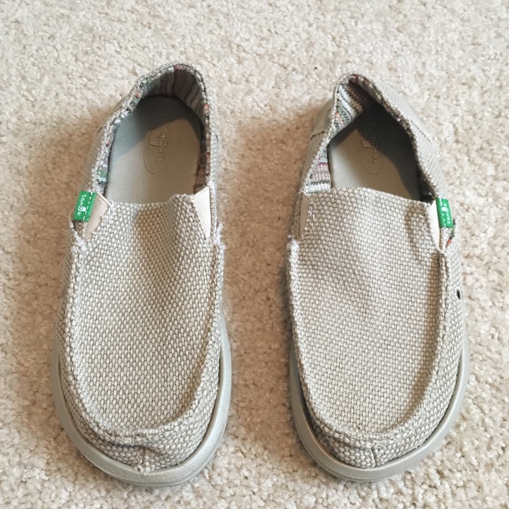 NWOB Sanuk Women’s Canvas Shoes